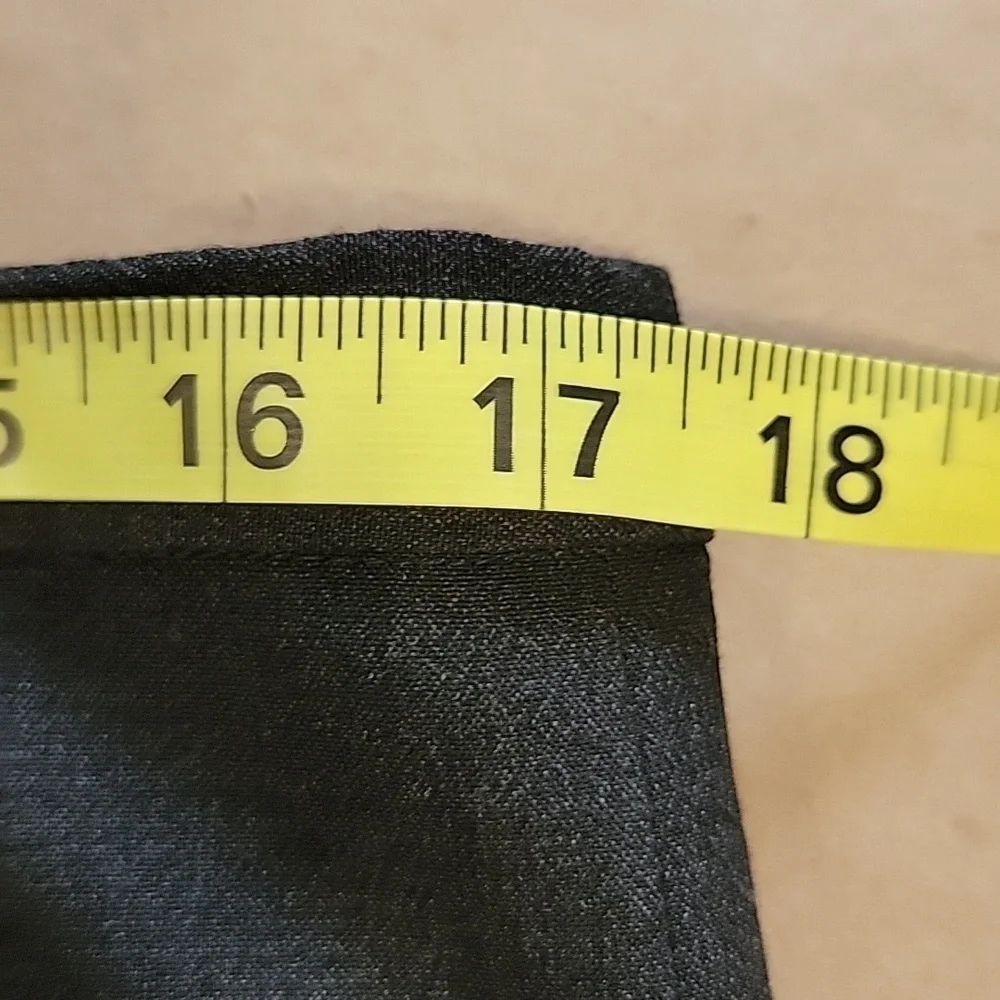 Michael Michael Kors Size 6 Gray Front Slit Mini Skirt, Gently Used Condition
